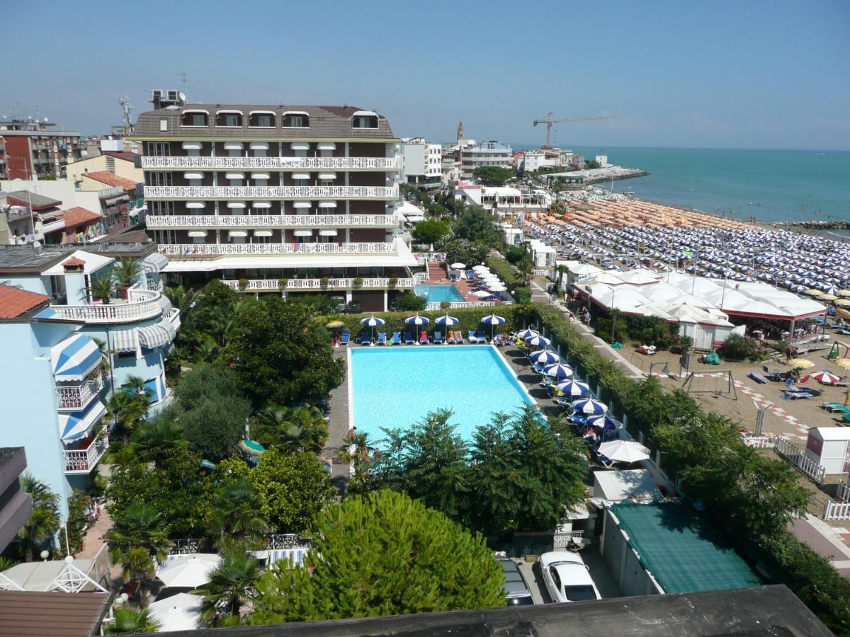 Hotel Imperial Каорле Экстерьер фото
